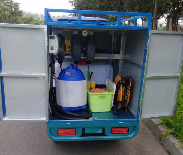 三輪蒸汽洗車機(jī)